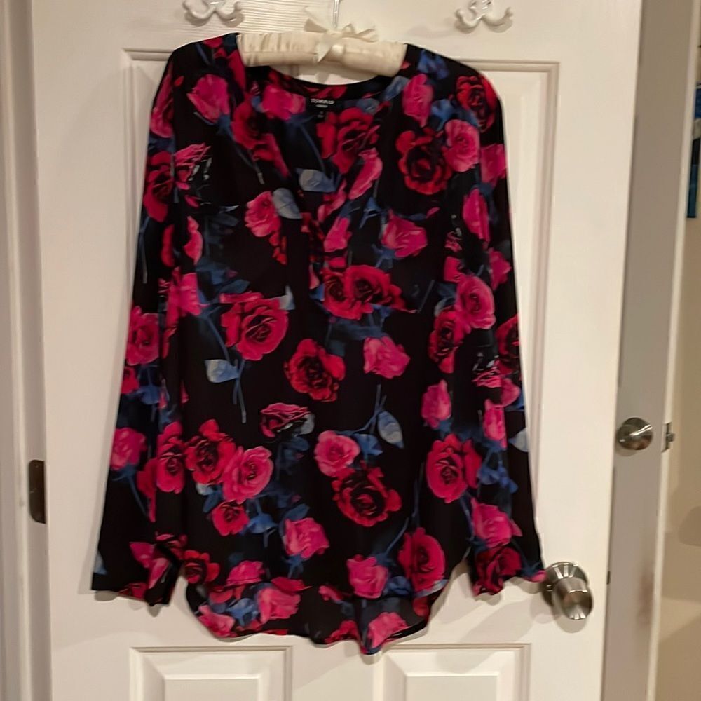 TorridāRoseālongāsleevedāblouseāš¹ - Picture 1 of 7
